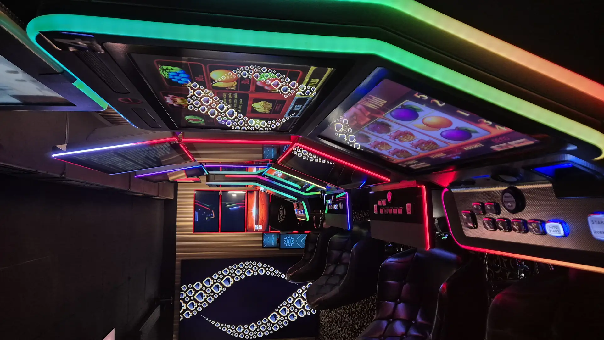 Golden 777 — interiér 6
